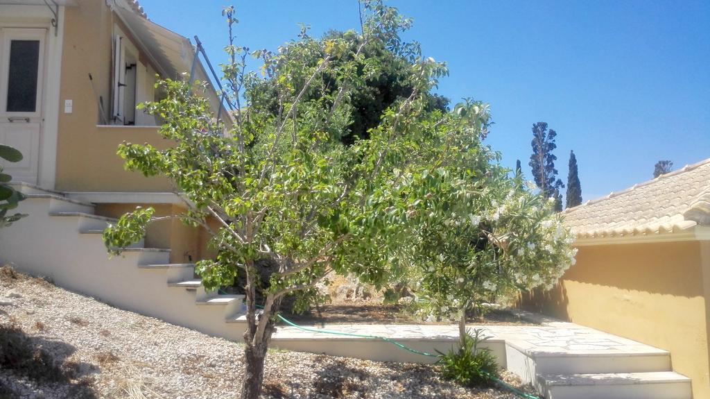 12 Gods Resort Pylos Eksteriør billede