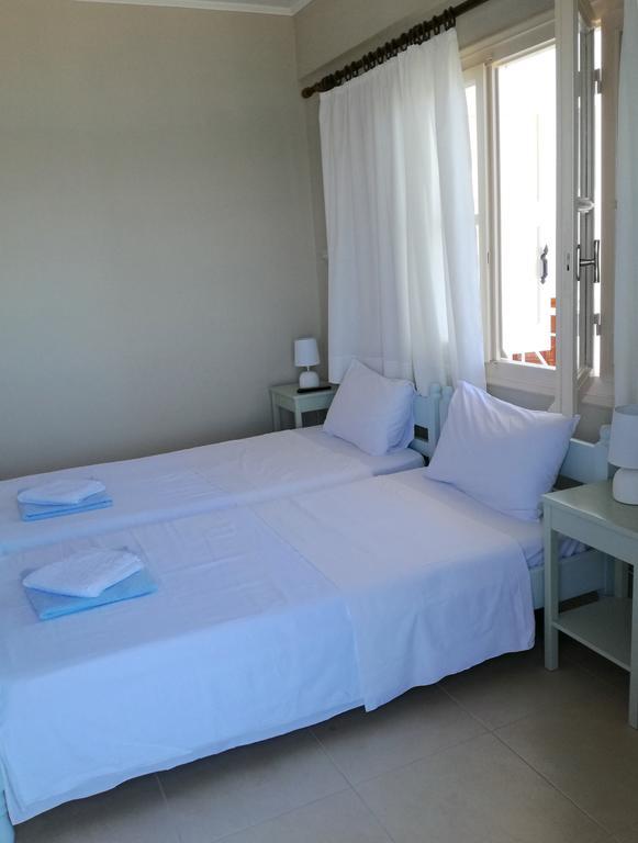 12 Gods Resort Pylos Eksteriør billede